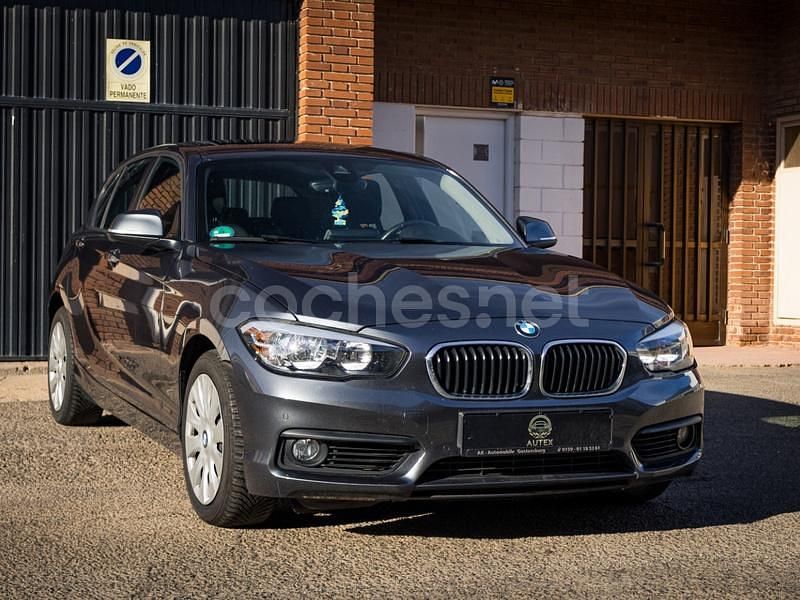 Gris / plata Usado 2016 BMW 118 Sport Line Utilitario | 13.900 € (Buen precio) - Imagen 1/4