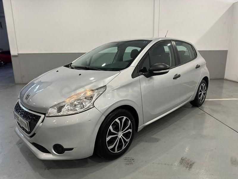 Usado Peugeot 208 Access 68 CV (50 kW) 2014 Gris / plata Utilitario