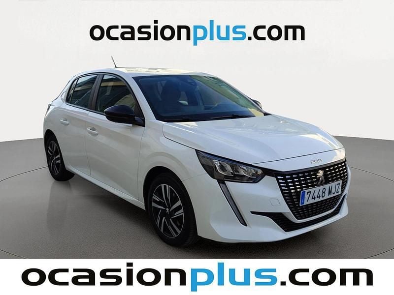 Usado Peugeot 208 Active 102 CV (75 kW) 2023 Blanco Utilitario