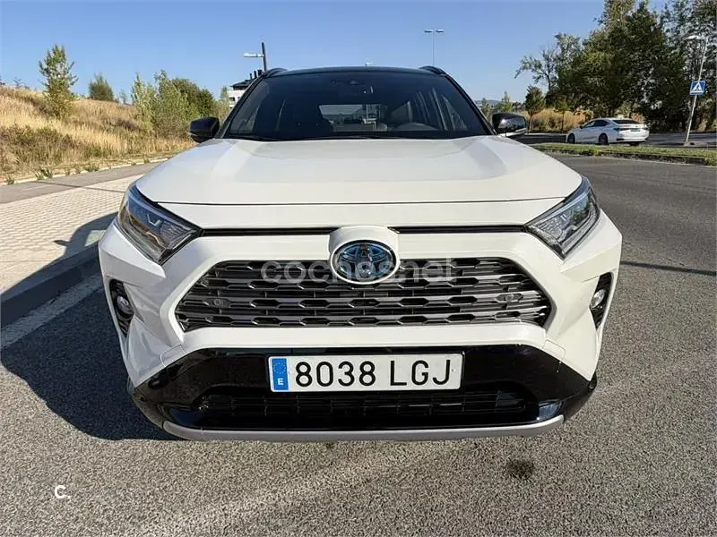 Usado Toyota RAV4 Hybrid Style 197 CV (144 kW) 2020 Blanco SUV