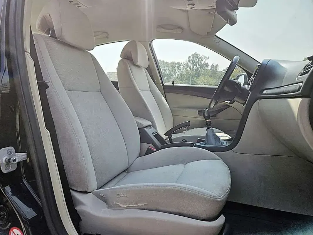 Usado Saab 9-3 Vector 120 CV (88 kW) 2004 Negro Berlina