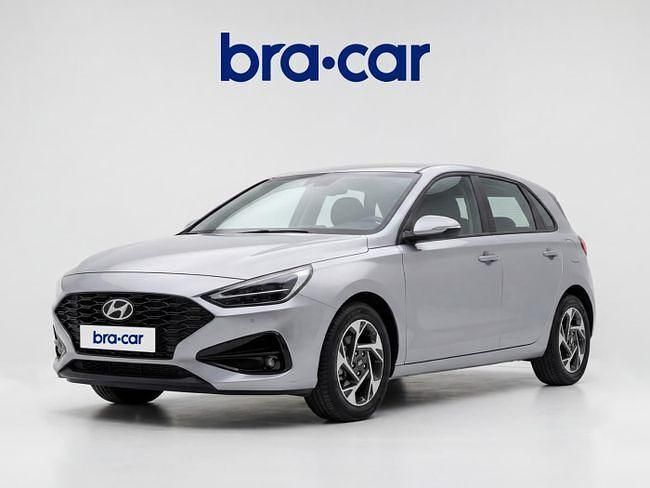 Usado Hyundai i30 100 CV (73 kW) 2024 Gris