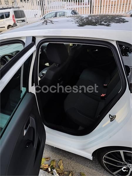 Usado VW Polo Sportline 90 CV (66 kW) 2014 Blanco Berlina