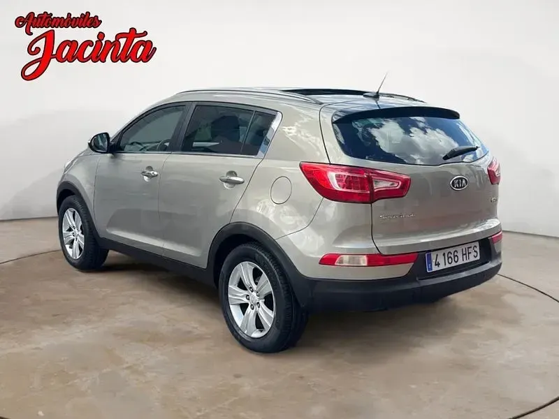 Usado Kia Sportage 135 CV (99 kW) 2011 Beige SUV