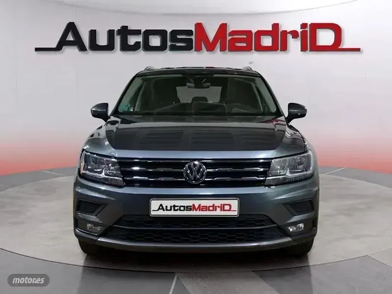 Usado VW Tiguan Sportline 190 CV (139 kW) 2018 Gris SUV