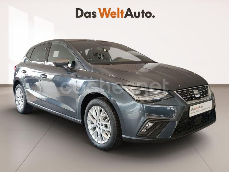 Gris / plata Nuevo 2025 Seat Ibiza XCELLENCE Berlina | 19.500 € (Un poco caro) - Imagen 1/4