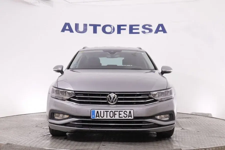 Usado VW Passat Executive 150 CV (110 kW) 2020 Blanco