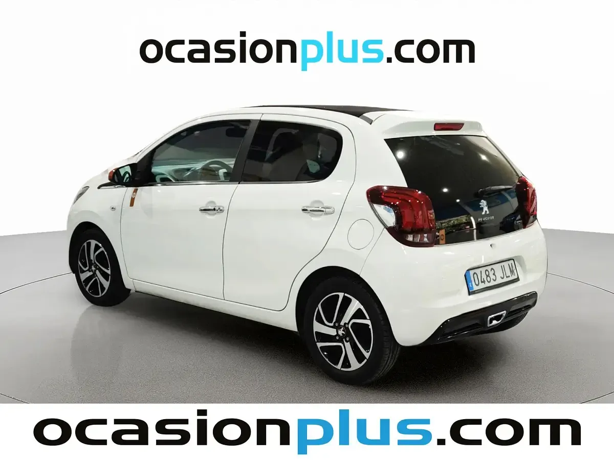 Usado Peugeot 108 Roland Garros 82 CV (60 kW) 2016 Blanco Utilitario