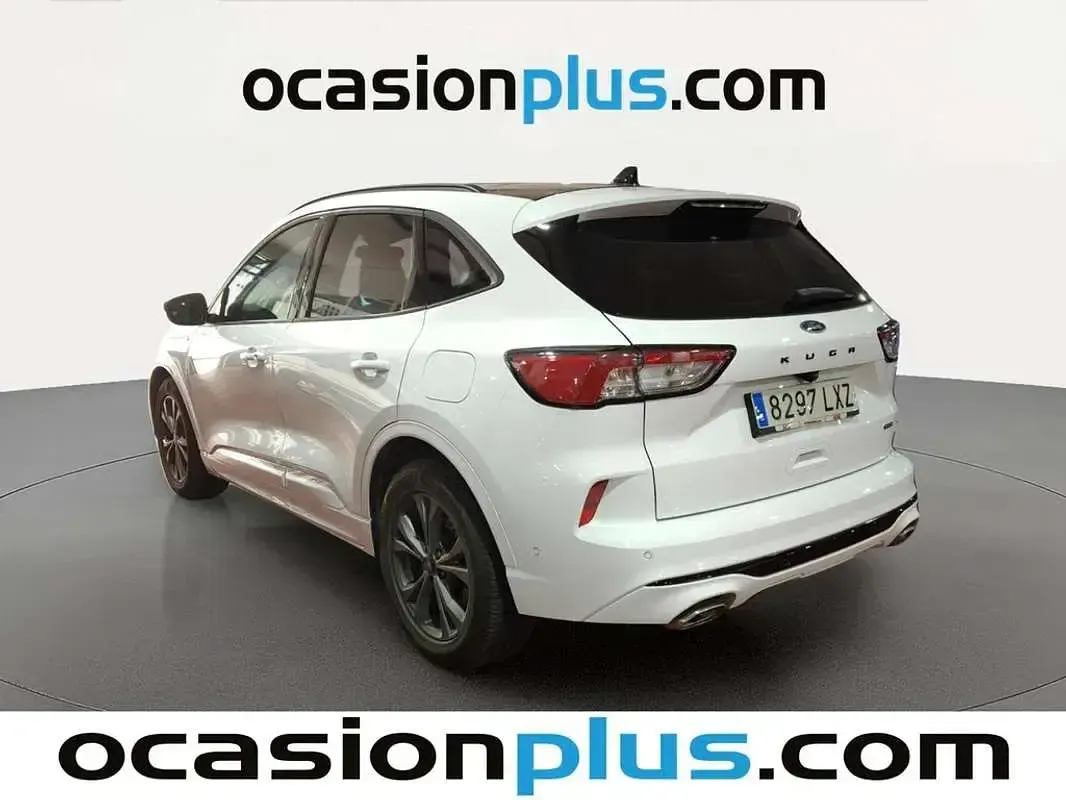 Usado Ford Kuga ST-Line 226 CV (166 kW) 2022 Blanco SUV