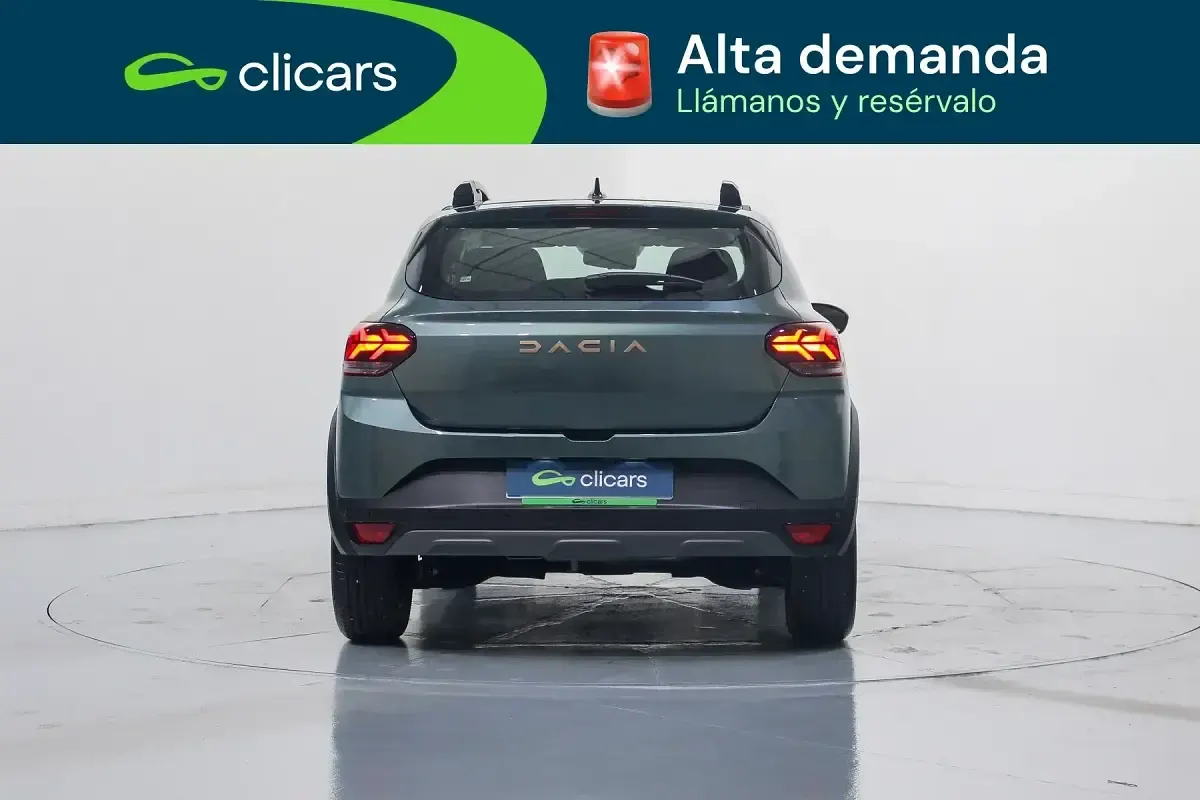 Usado Dacia Sandero Extreme 120 CV (88 kW) 2025 Verde
