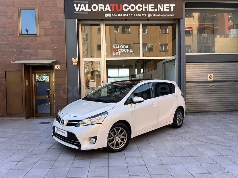 Usado Toyota Verso Advance 124 CV (91 kW) 2014 Blanco Monovolumen
