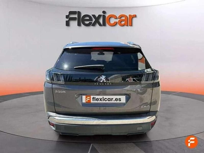 Usado Peugeot 3008 Allure 131 CV (96 kW) 2021 Gris SUV