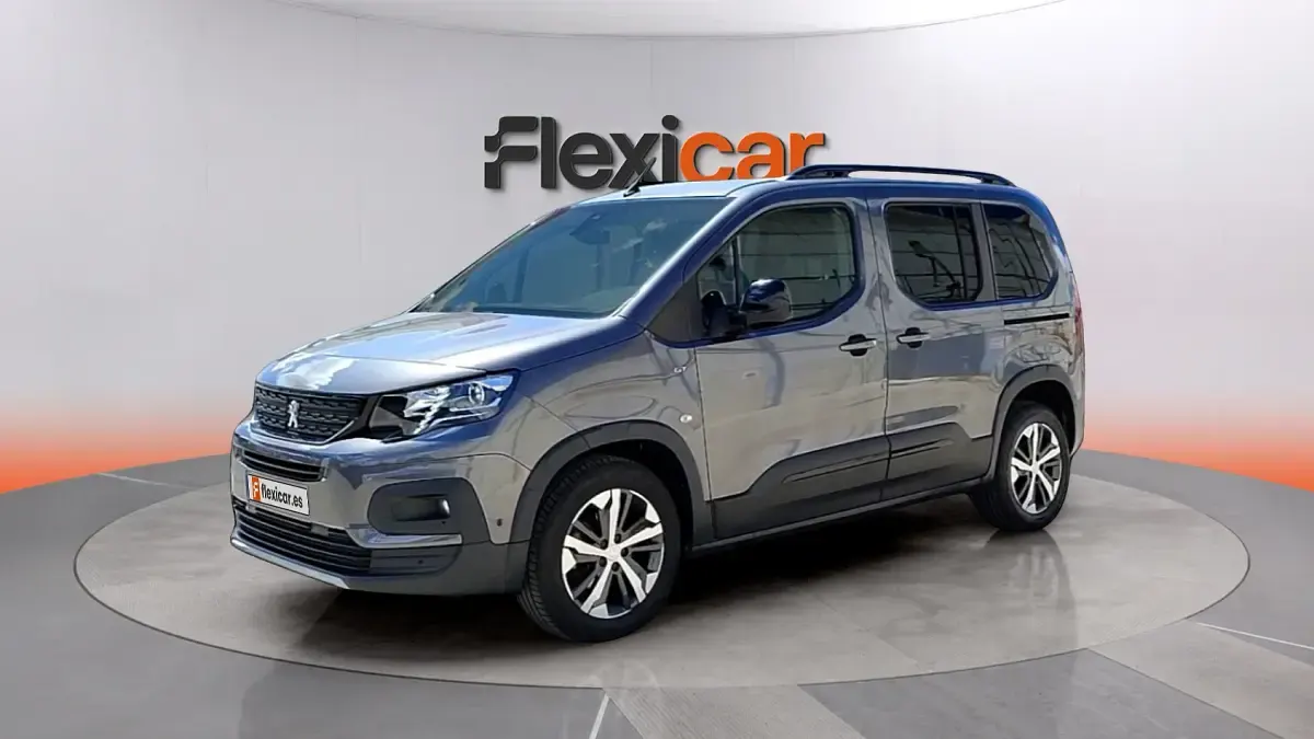 Usado Peugeot Rifter GT 101 CV (74 kW) 2023 Gris Monovolumen