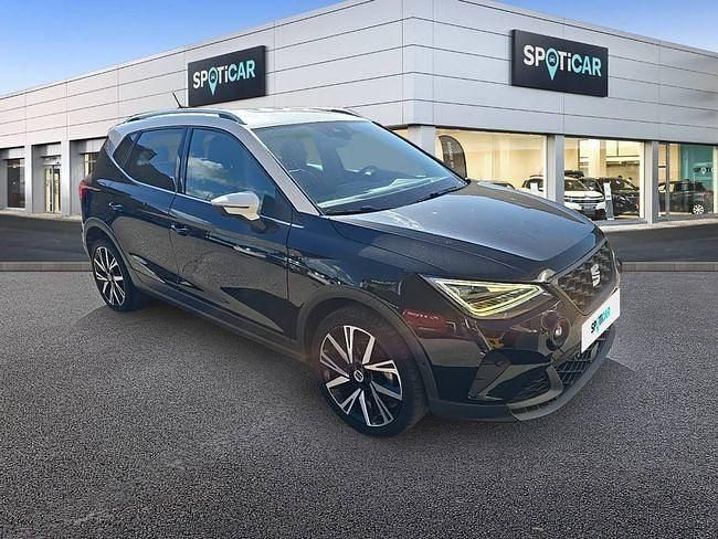 Usado Seat Arona FR 110 CV (80 kW) 2022 Negro SUV