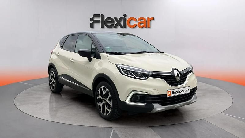 Usado Renault Captur Zen 90 CV (66 kW) 2018 Beige SUV