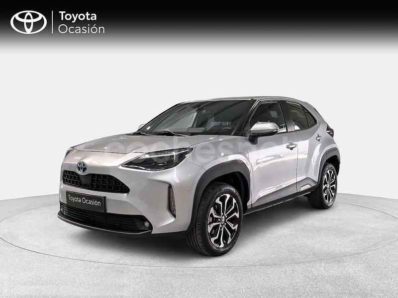 Gris / plata Usado 2024 Toyota Yaris Cross Active SUV | 26.500 € (Caro) - Imagen 1/4