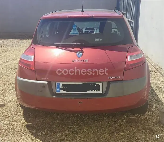 Occasion Renault Mégane Dynamique 85 PK (62 kW) 2007 Rood Sedan