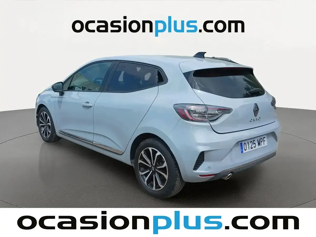 Usado Renault Clio V Techno 90 CV (66 kW) 2024 Gris Berlina