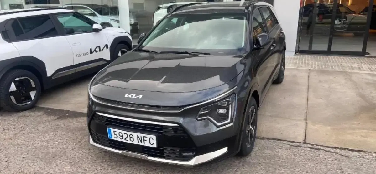 Nuevo Kia Niro 129 CV (94 kW) 2025 Interstellar gray c SUV