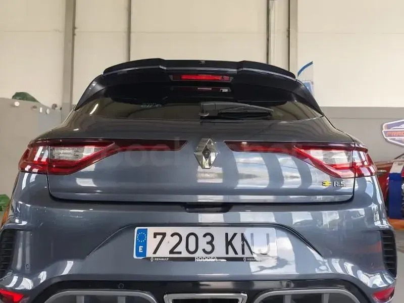 Usado Renault Mégane R.S. 280 CV (205 kW) 2019 Gris / plata Berlina