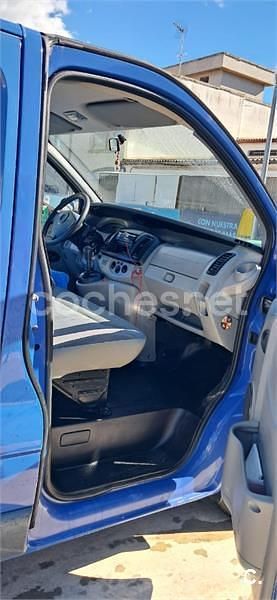 Usado Opel Vivaro 146 CV (107 kW) 2008 Azul Monovolumen