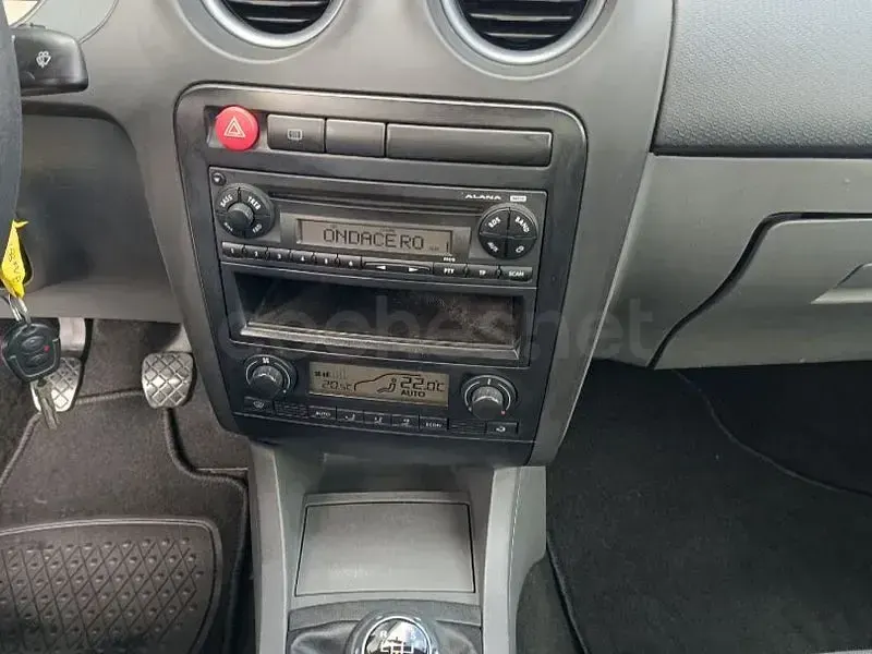 Usado Seat Ibiza 70 CV (51 kW) 2007 Rojo Utilitario