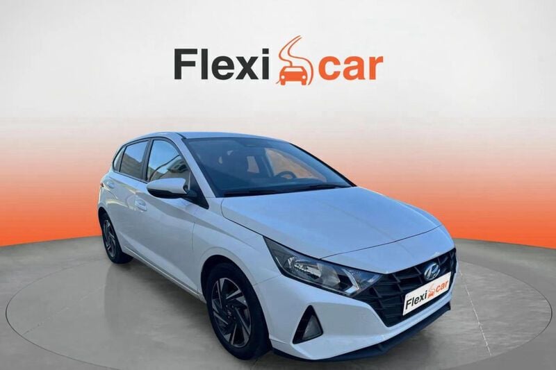 Blanco Usado 2023 Hyundai i20 Berlina | 13.490 € (Super precio) - Imagen 1/4