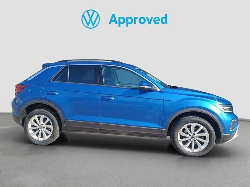 Usado VW T-Roc Life 150 CV (110 kW) 2024 Azul SUV