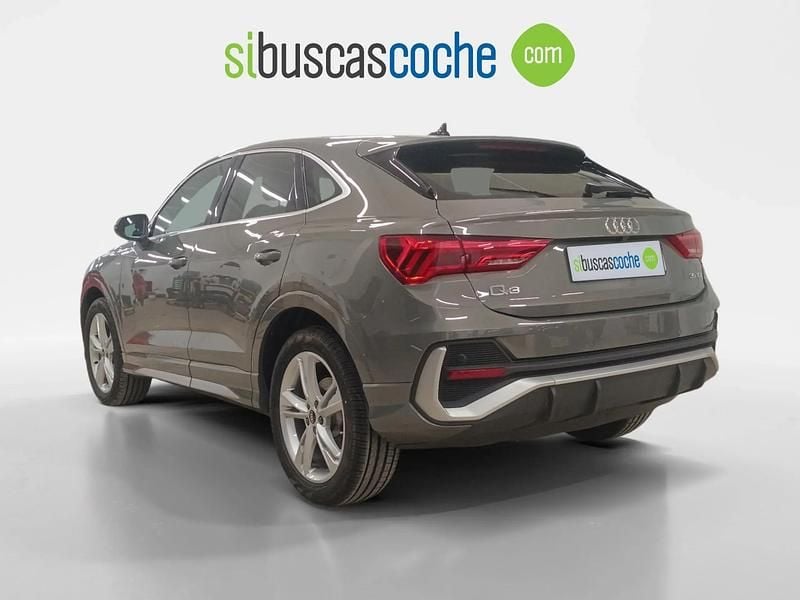 Usado Audi Q3 S-Line 150 CV (110 kW) 2022 Gris/plata SUV