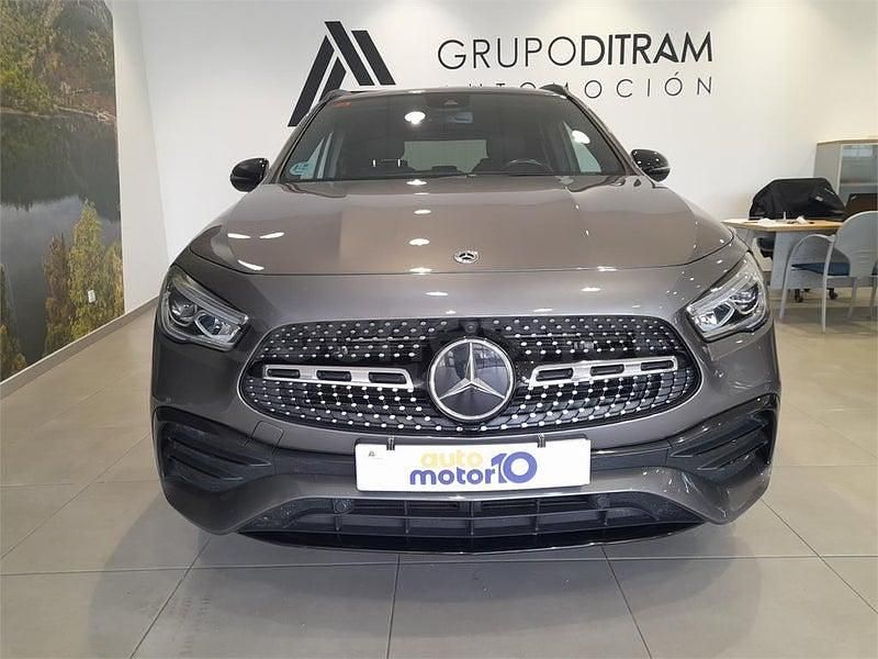 Usado Mercedes GLA200 150 CV (110 kW) 2021 Gris / plata SUV