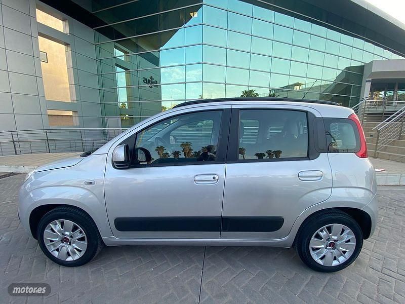 Usado Fiat Panda Easy 69 CV (50 kW) 2018 Gris Utilitario