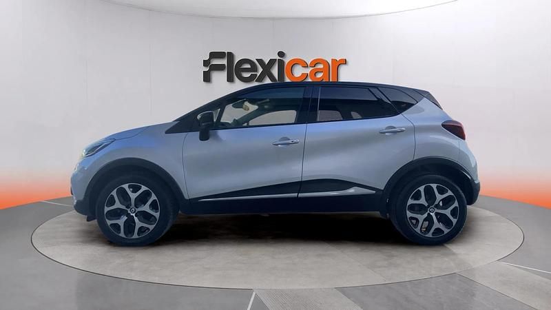 Usado Renault Captur Zen 110 CV (80 kW) 2017 Gris SUV