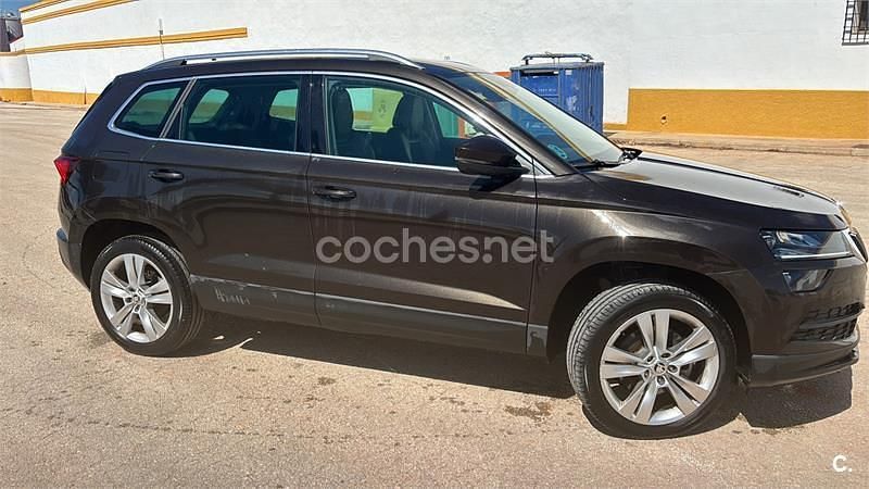 Usado Skoda Karoq Style 150 CV (110 kW) 2018 Beige SUV