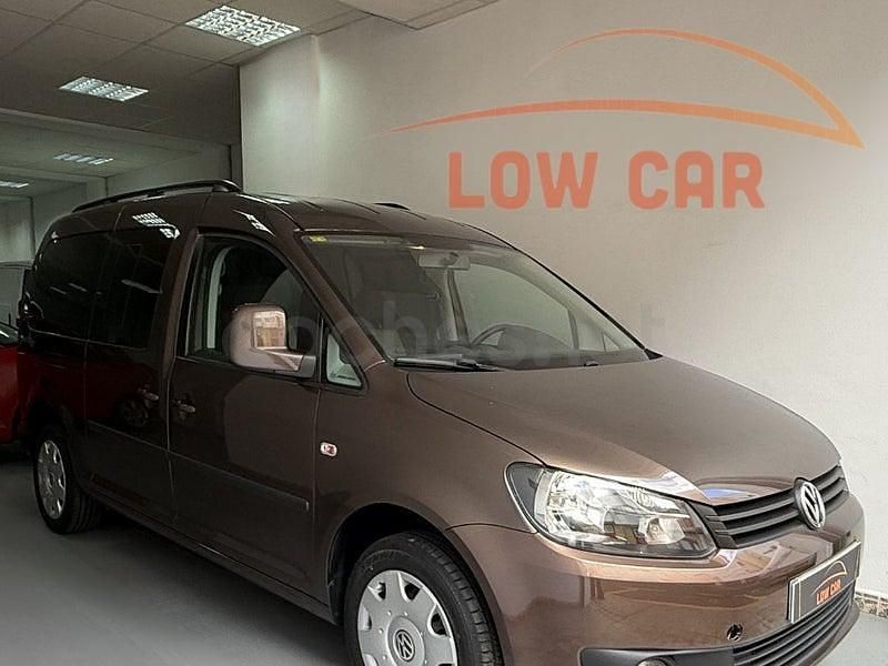 Usado VW Caddy Comfortline 102 CV (75 kW) 2011 Marrón Monovolumen
