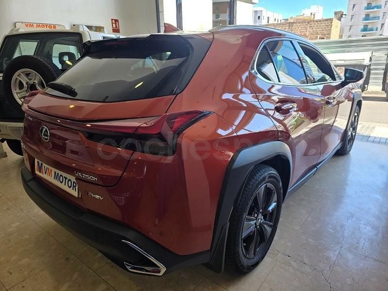Usado Lexus UX Business Edition 184 CV (135 kW) 2023 Naranja SUV
