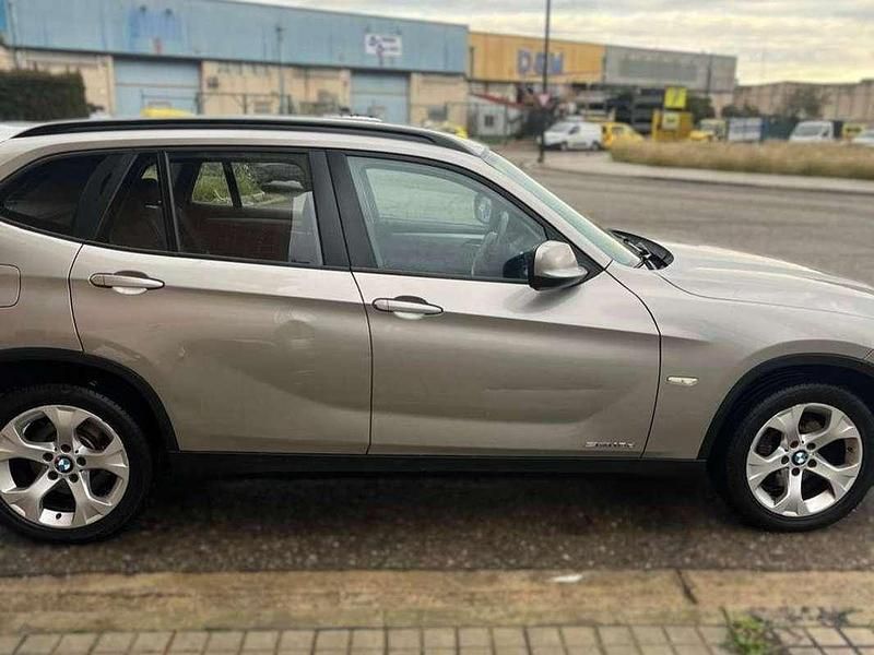 Usado BMW X1 150 CV (110 kW) 2010 Beige SUV