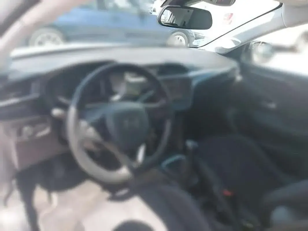 Usado Opel Corsa Elegance 101 CV (74 kW) 2022 Blanco Utilitario