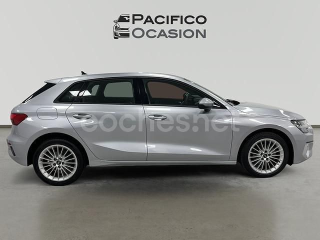 Usado Audi A3 Advanced Plus 116 CV (85 kW) 2022 Gris / plata Berlina