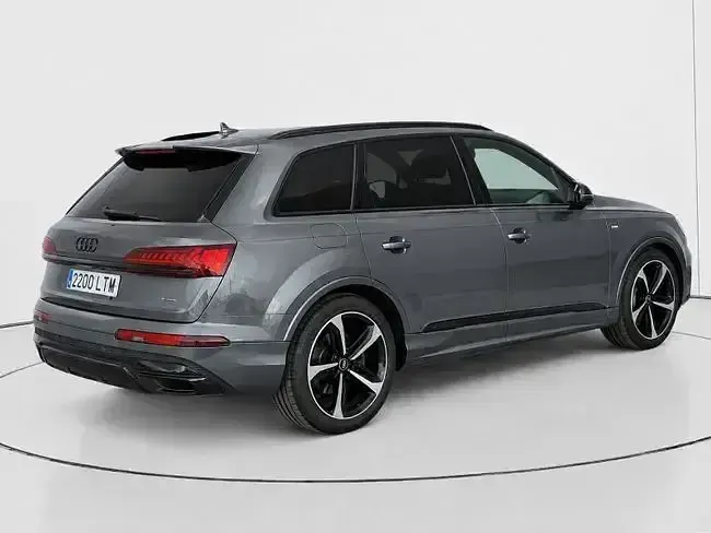 Usado Audi Q7 Ambiente 381 CV (280 kW) 2021 Gris SUV