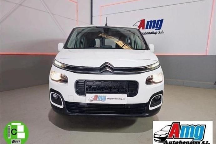 Usado Citroën Berlingo Feel 102 CV (75 kW) 2020 Monovolumen
