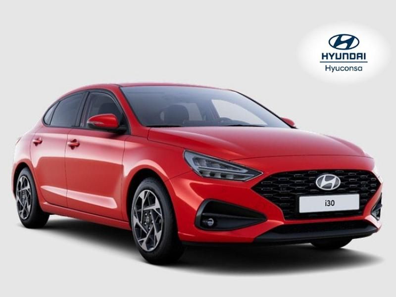 Usado Hyundai i30 100 CV (73 kW) 2024 Rojo
