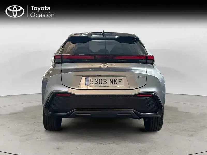 Usado Toyota C-HR 223 CV (164 kW) 2026 Gris / plata SUV