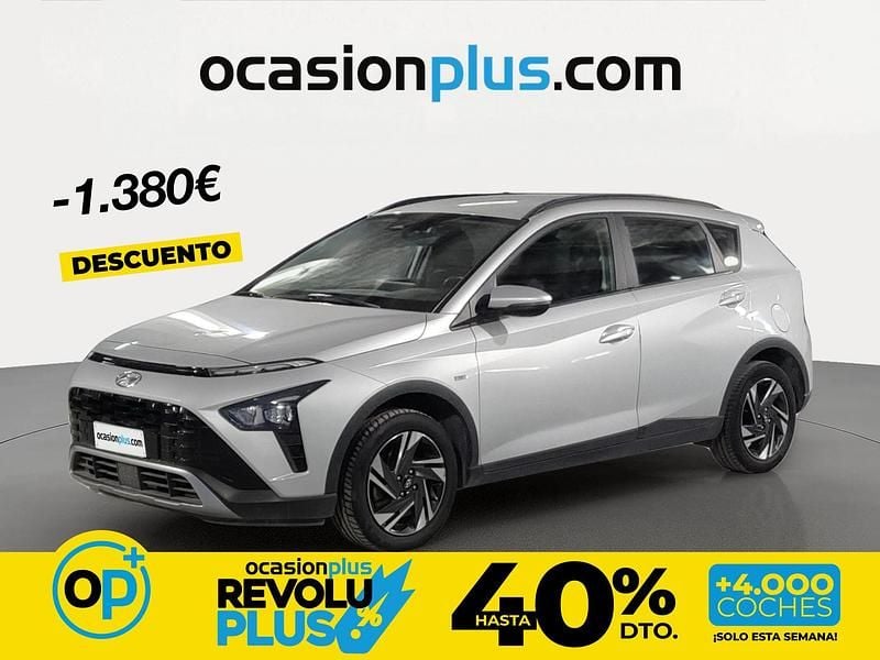 Usado Hyundai Bayon 100 CV (73 kW) 2022 Gris SUV