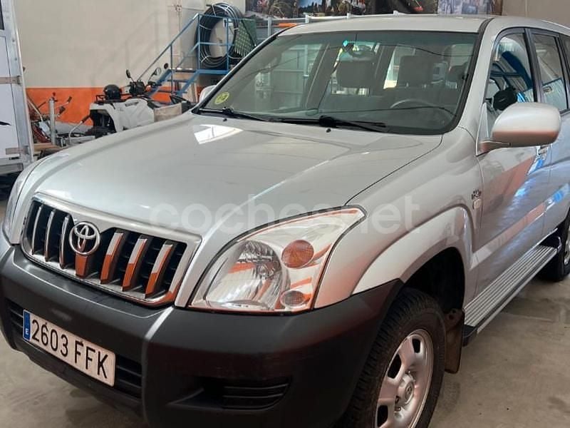 Gris / plata Usado 2006 Toyota Land Cruiser SUV | 25.000 € (Precio justo) - Imagen 1/4