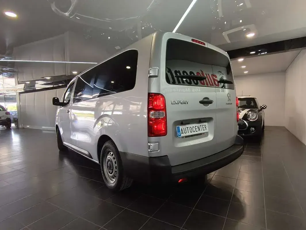 Usado Peugeot Expert 150 CV (110 kW) 2018 Gris Van