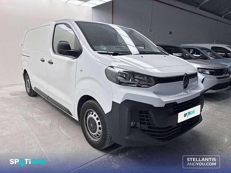 Usado Citroën Jumpy 121 CV (88 kW) 2025 Blanco Monovolumen