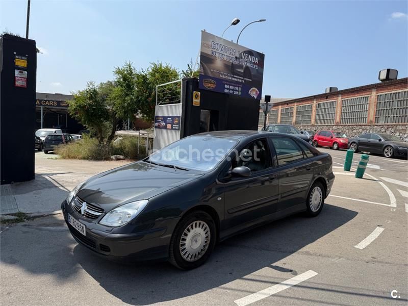 Gris / plata Usado 2002 Citroën C5 Exclusive Berlina | 1599 € (Buen precio) - Imagen 1/4