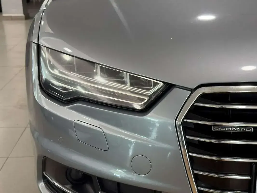 Usado Audi A7 Sportback 218 CV (160 kW) 2015 Gris / plata Utilitario
