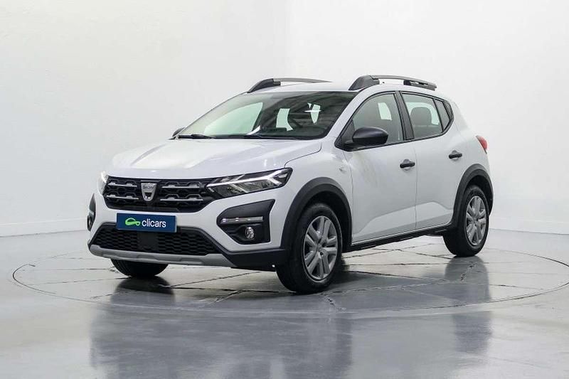 Blanco Usado 2022 Dacia Sandero Essentiel Utilitario | 12.690 € (Precio justo) - Imagen 1/4