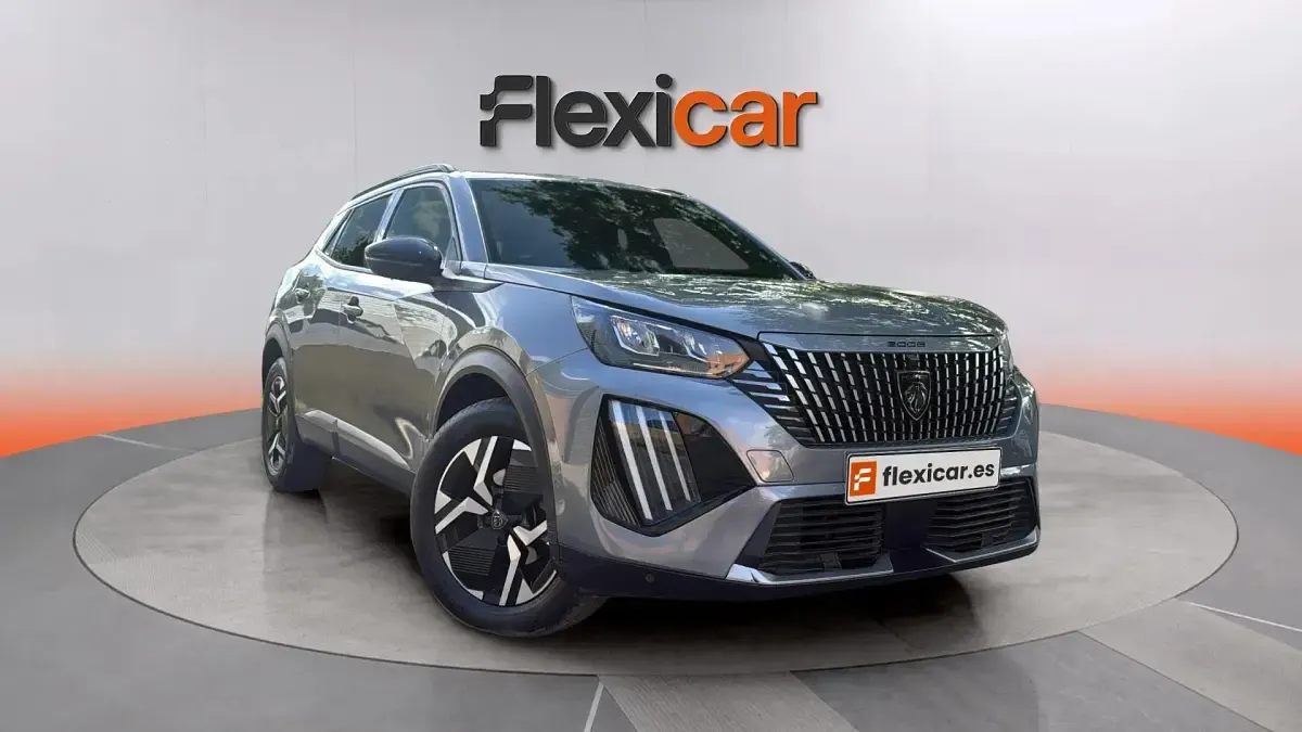 Usado Peugeot 2008 Allure 131 HP (96 kW) 2024 SUV